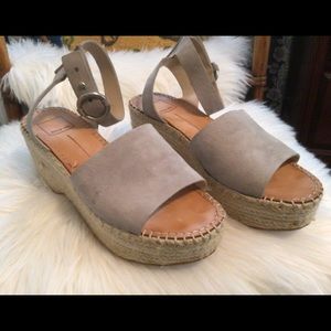 Dolce Vita sandals size 8